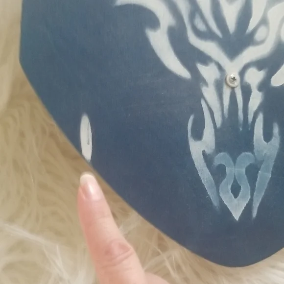 Wooden shield and sword - Picture 3 of 5